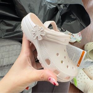 Kids size 10 Cream/pink shimmer Clogs